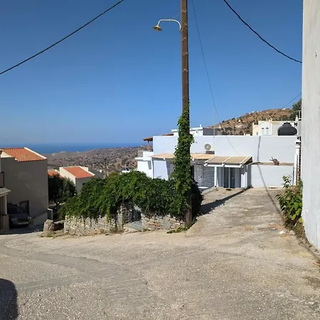 Theros House Ioulis